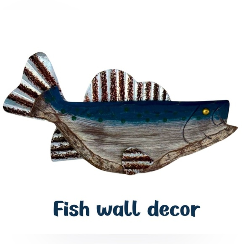 Rustic Wood & Corrugated Metal Fish Wall Decor